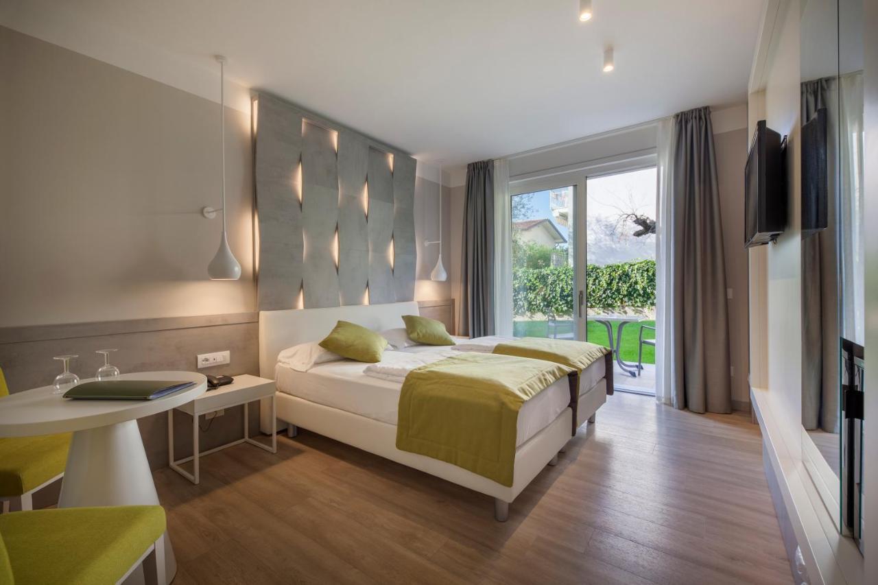 Hotel Villa Olivo Resort 3S Bardolino Buitenkant foto