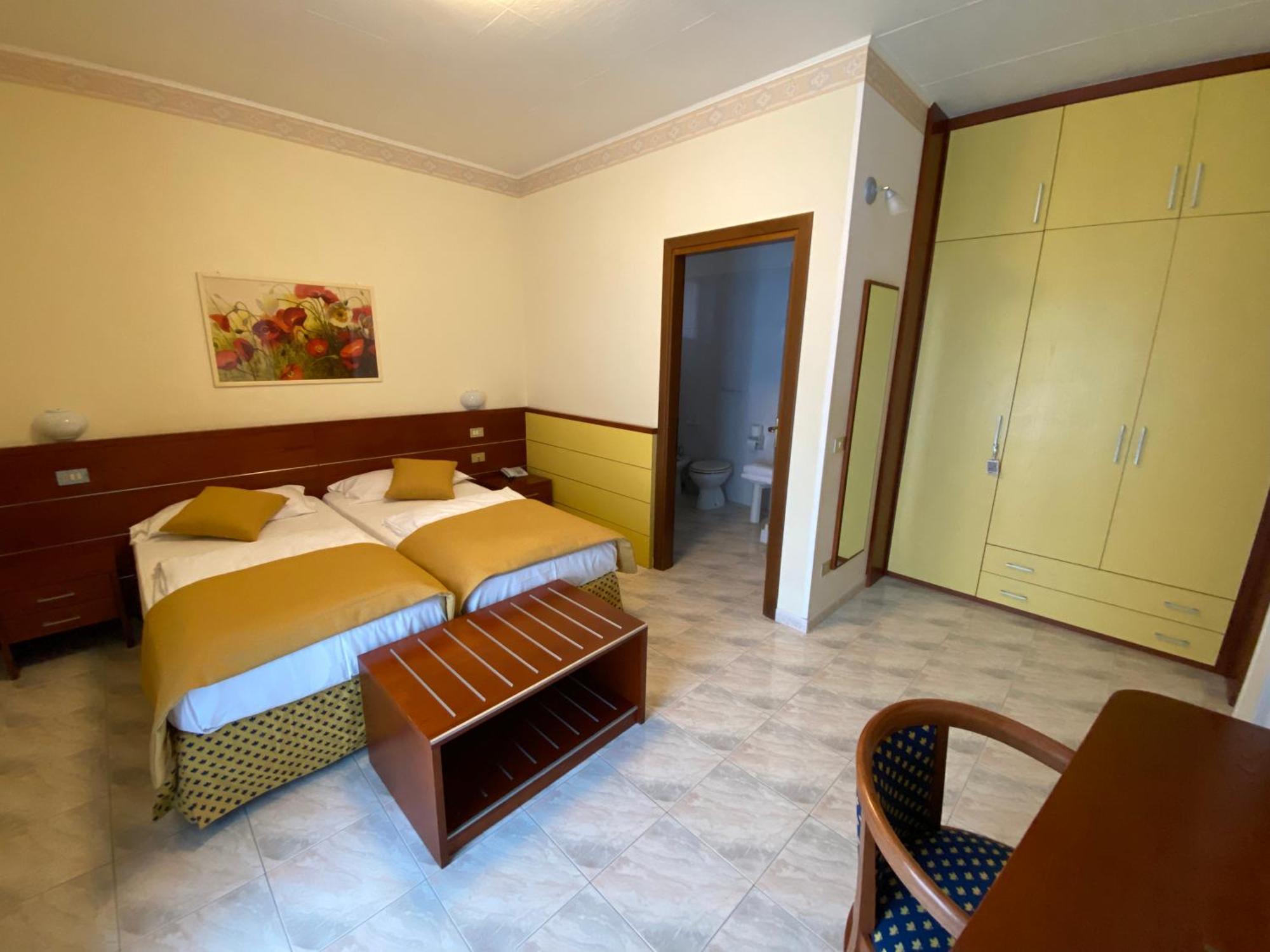 Hotel Villa Olivo Resort 3S Bardolino Buitenkant foto