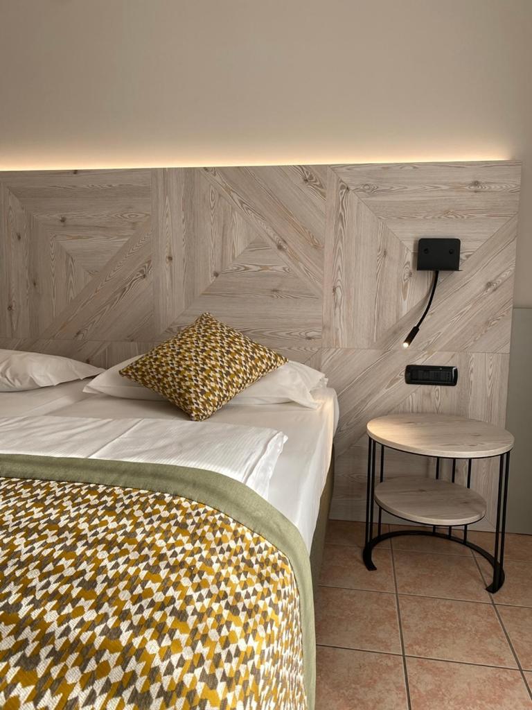 Hotel Villa Olivo Resort 3S Bardolino Buitenkant foto