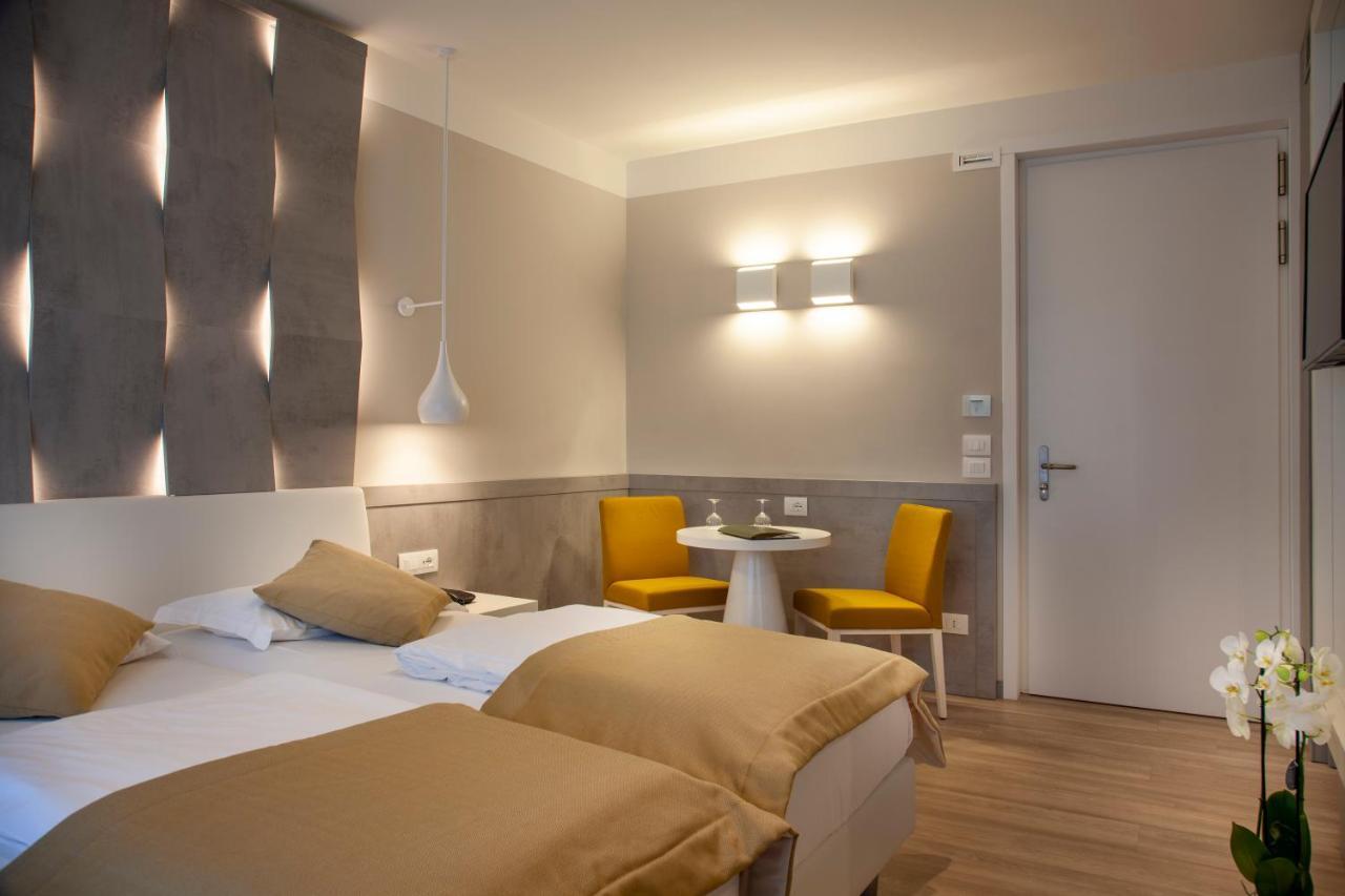 Hotel Villa Olivo Resort 3S Bardolino Buitenkant foto